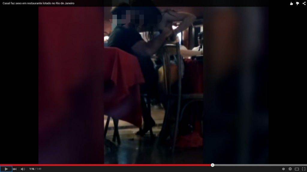 Casal faz sexo em público | Foto: reprodução