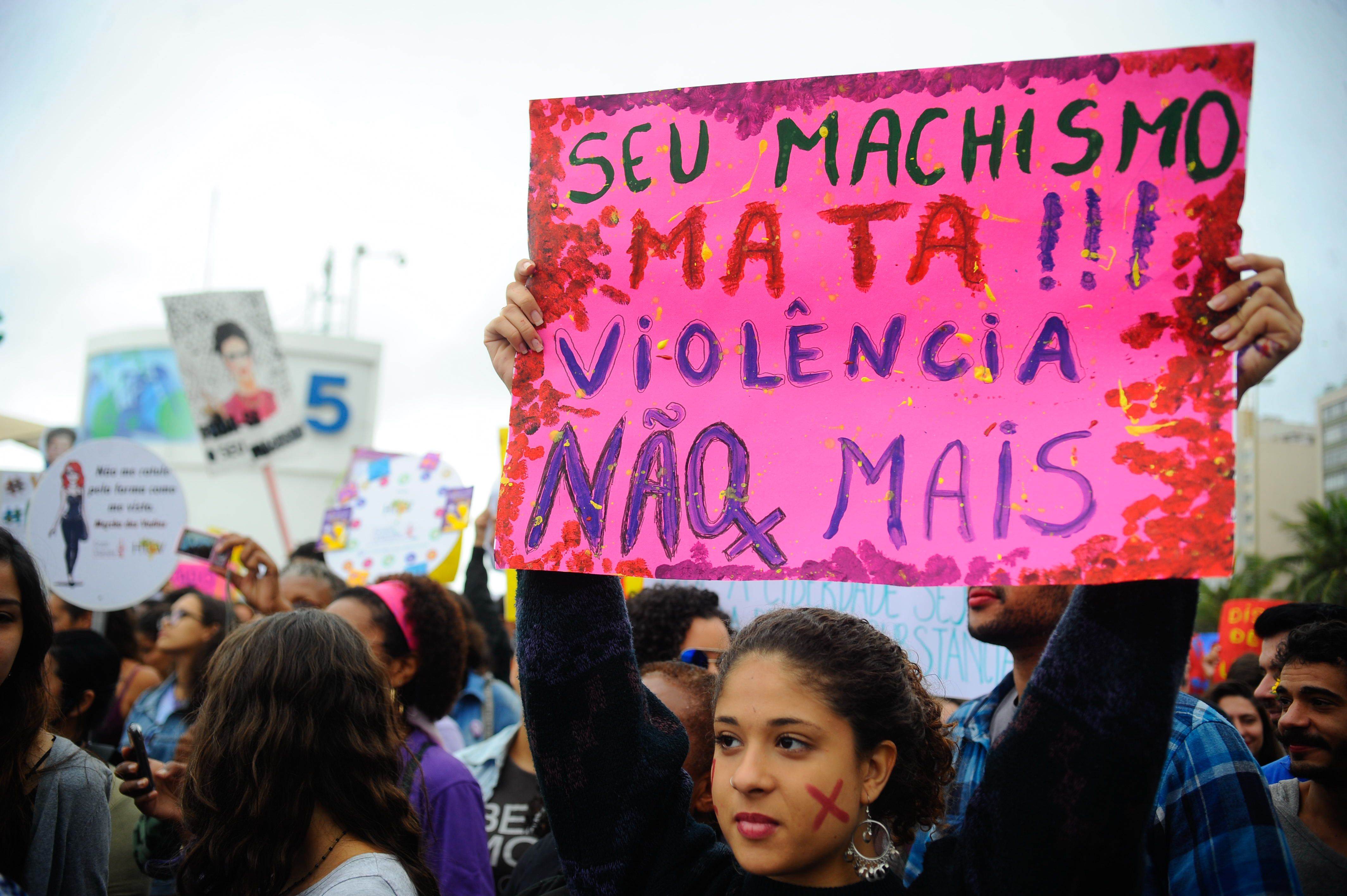 Mulheres protestam em defesa dos direitos femininos durante Marcha-das-Vadias | Foto: Fernando Frazão Agência Brasil