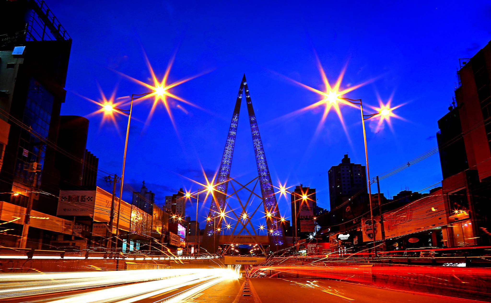 É a décima nova via a receber sistema mais moderno de iluminação pública | Foto: Jackson Rodrigues