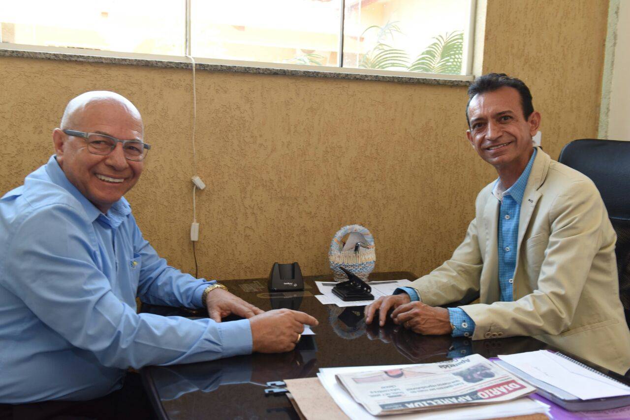 Professor Alcides Ribeiro e vereador Ataídes Neguinho | Foto: Assessoria