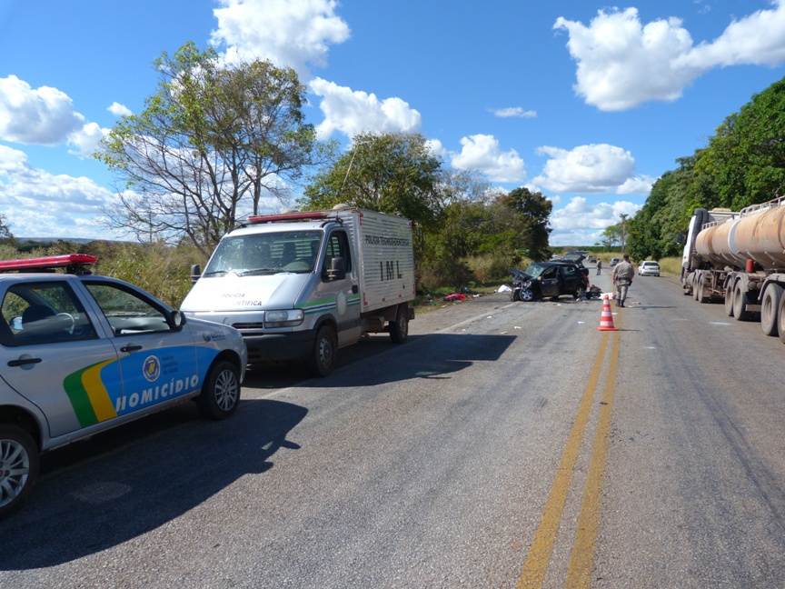 Acidente em 2012 na GO-070 deixou 3 vítimas fatais próximo a cidade de Itaberaí – Foto: Divulgação / PMGO