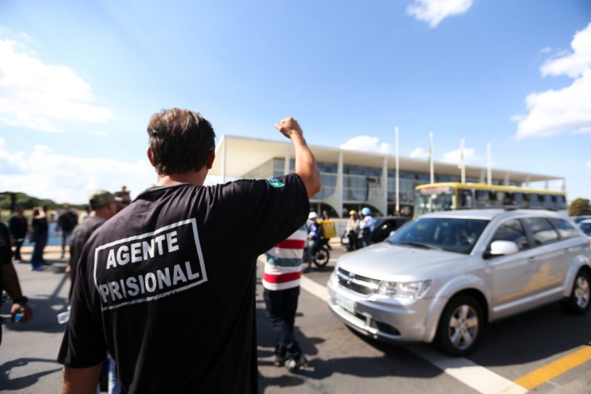 Agentes penitenciários são alvo de debate no Congresso | Foto: Marcelo Camargo / Agência Brasil