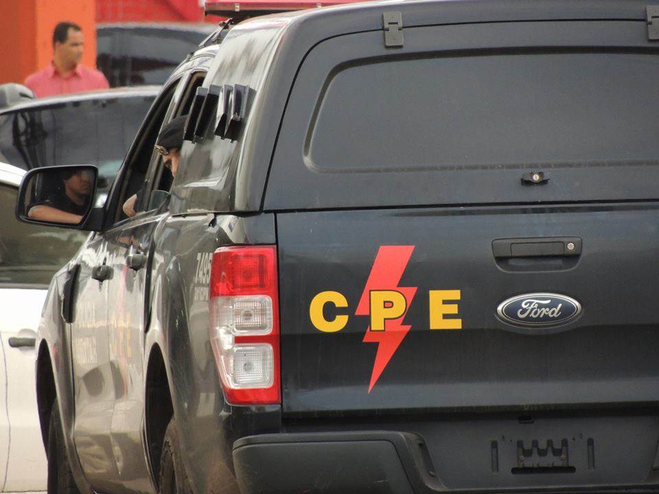 PM detém adolescente com carros roubados em sua casa, em Goiânia | Foto: Ilustrativa