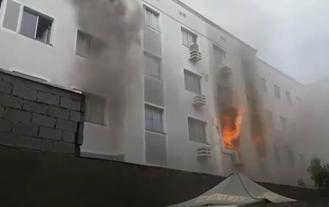 Segundo PM, incêndio em Aparecida teria sido intencional | Foto: Reprodução