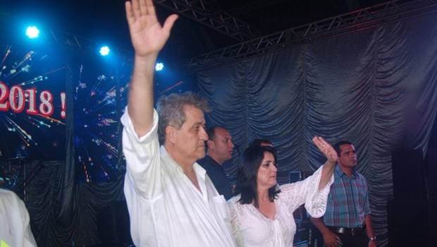 Prefeita de Araguapaz é afastada após marido tomar conta da prefeitura | Foto: Reprodução