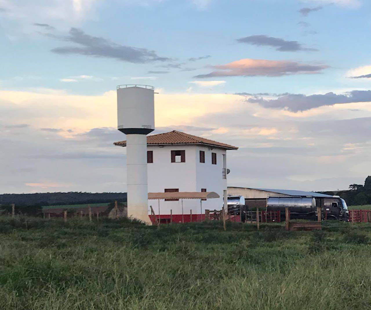 Propriedade de 130 ha em Leopoldo de Bulhões virou centro de conflito agrário na região e agora é vigiada por seguranças contratados pelos novos proprietários | Foto: Folha Z