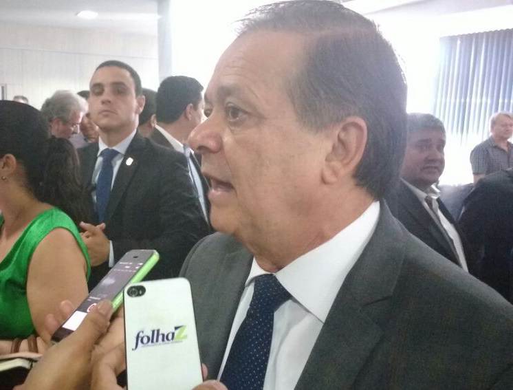Deputado federal Jovair Arantes (PTB) afirma não conhecer lobistas citados pela Veja em denúncia | Foto: Folha Z