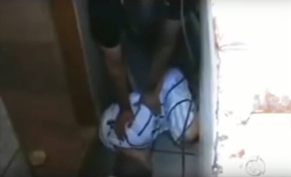 Agente penitenciário é condenado à prisão após tortura de detento em Goiás | Foto: Reprodução/ Record TV