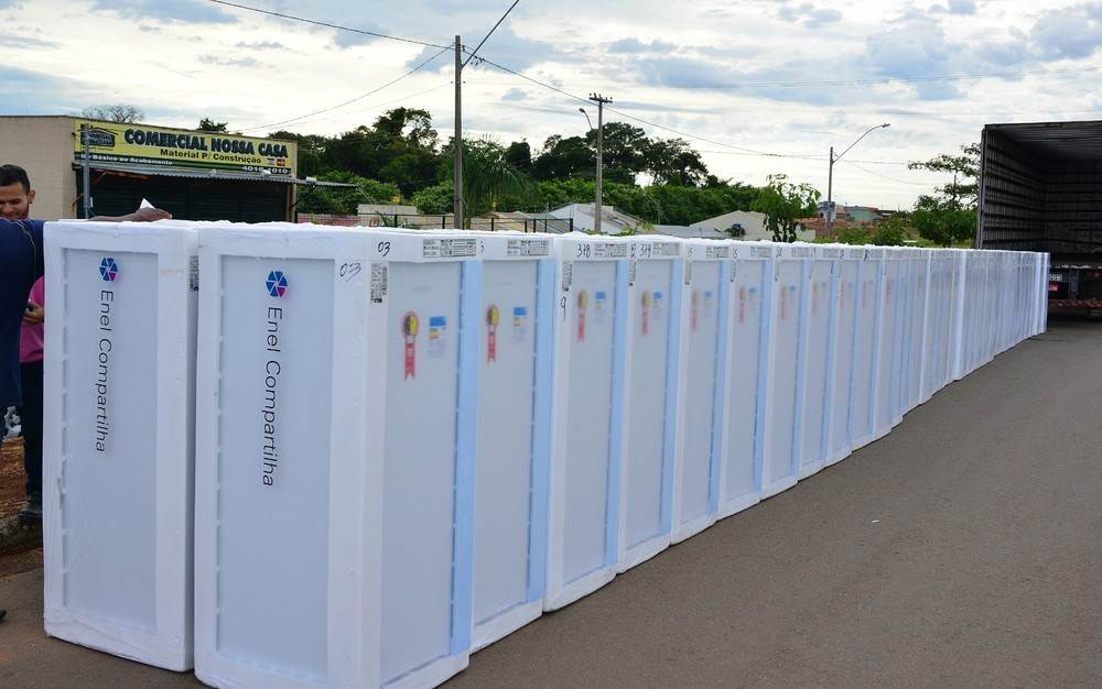 Enel, antiga Celg, sorteia geladeiras para moradores da Região Metropolitana de Goiânia, Goiás | Foto: Divulgação/ Enel