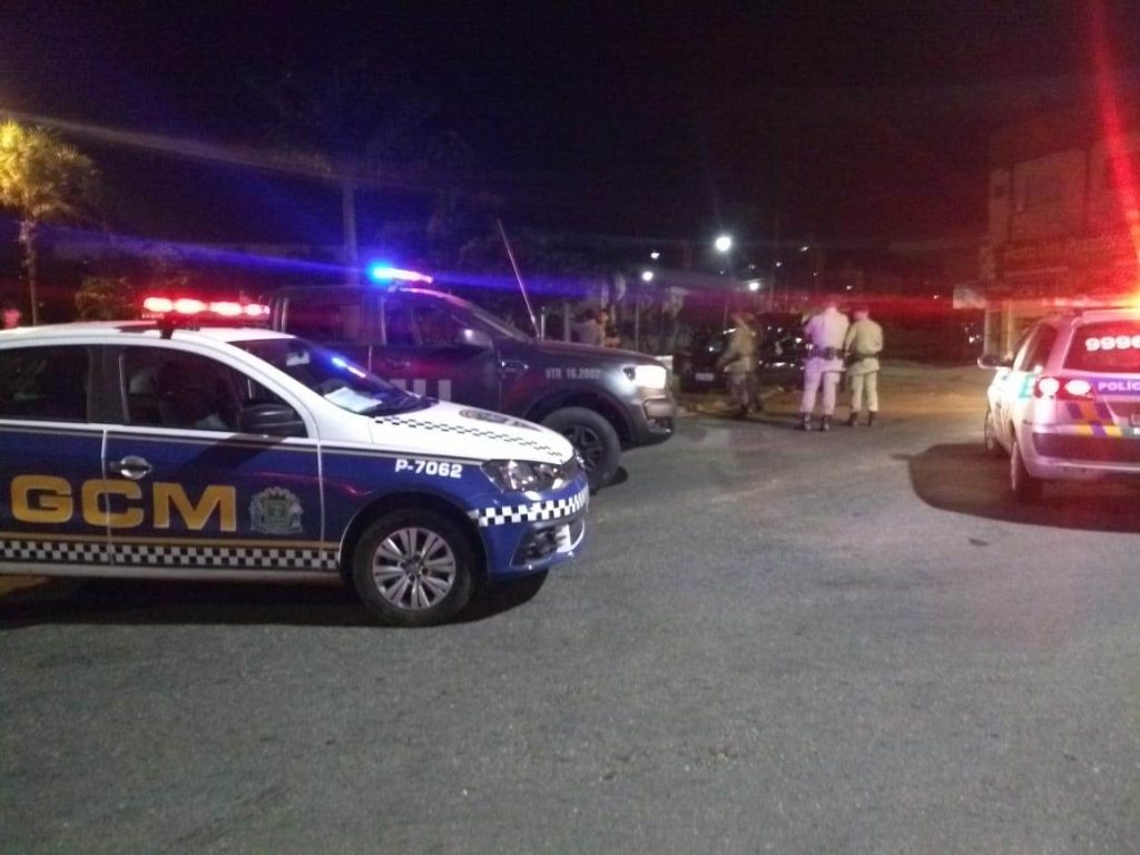 Equipes da Romu após concluir a operação no Setor Coimbra, em Goiânia | Foto: Divulgação