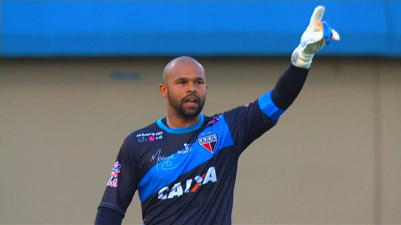 Márcio pode se tornar o terceiro goleiro artilheiro da história do futebol mundial | Foto: Reprodução
