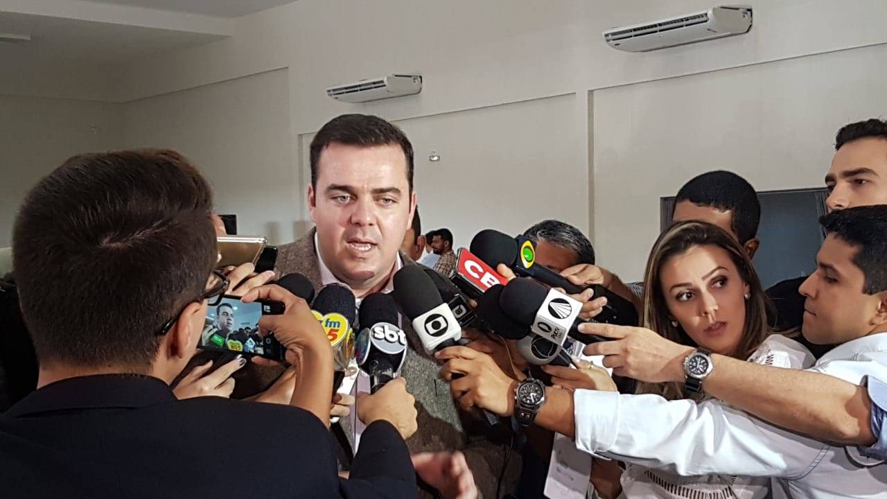 Prefeito Gustavo Mendanha (MDB) deve mudar secretarias de Aparecida em breve | Foto: Folha Z Prefeito Gustavo Mendanha (MDB) deve mudar secretarias de Aparecida em breve | Foto: Folha Z