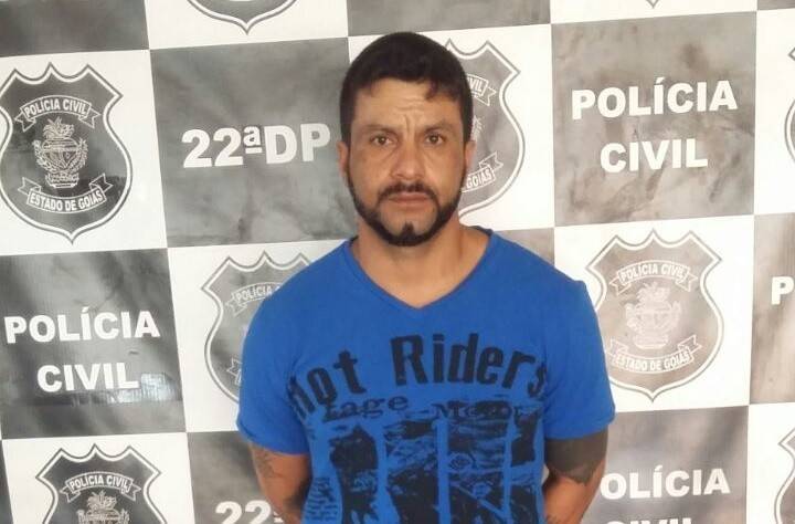 Maior traficante de droga e armas da Região Noroeste é preso em Goiânia. Ele é conhecido como o Cowboy do PCC | Foto: Divulgação/PC Maior traficante de droga e armas da Região Noroeste é preso em Goiânia. Ele é conhecido como o Cowboy do PCC | Foto: Divulgação/PC