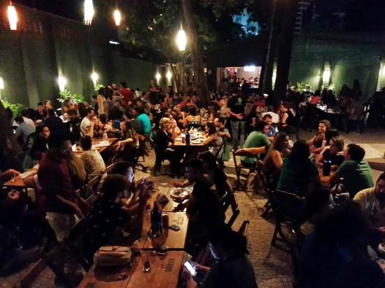 Floresta Bar é opção para quem busca assistir aos jogos da Copa 2018 | Foto: Reprodução