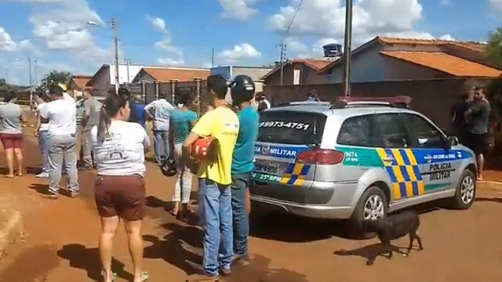 O tiroteiro em Palmeiras de Goiás vitimou quatro pessoas, ao menos um deles suspeito de praticar tráfico de drogas | Foto: Reprodução/ Facebook O tiroteiro em Palmeiras de Goiás vitimou quatro pessoas, ao menos um deles suspeito de praticar tráfico de drogas | Foto: Reprodução/ Facebook
