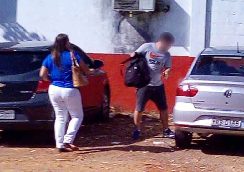 Segundo a PM, suspeito de praticar furtos a veículos na região noroeste mora em condomínio horizontal na cidade | Foto: Leitor/Whatsapp Segundo a PM, suspeito de praticar furtos a veículos na região noroeste mora em condomínio horizontal na cidade | Foto: Leitor/Whatsapp