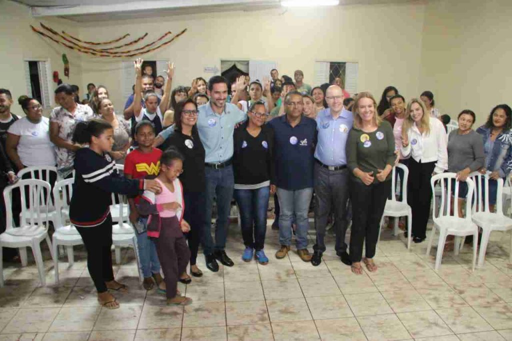 Candidato Demóstenes Torres anuncia investimentos em educação para Valparaíso de Goiás | Foto: Divulgação