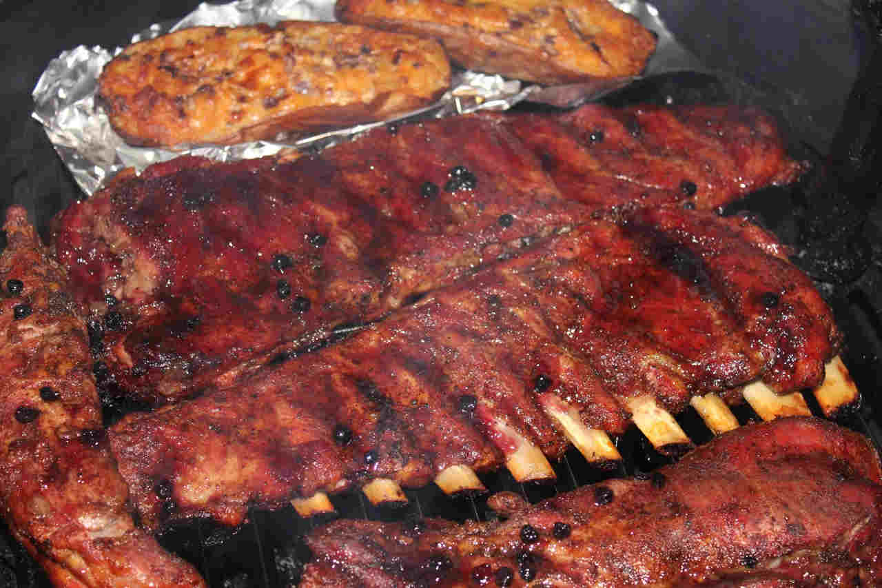 Costelinha suína assada está entre os pratos da Festa das Nações 2018, em Goiânia