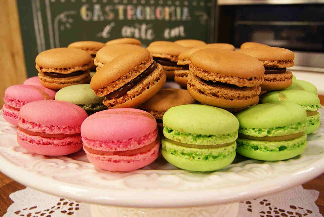 Os macarons são destaques na culinária doce do evento