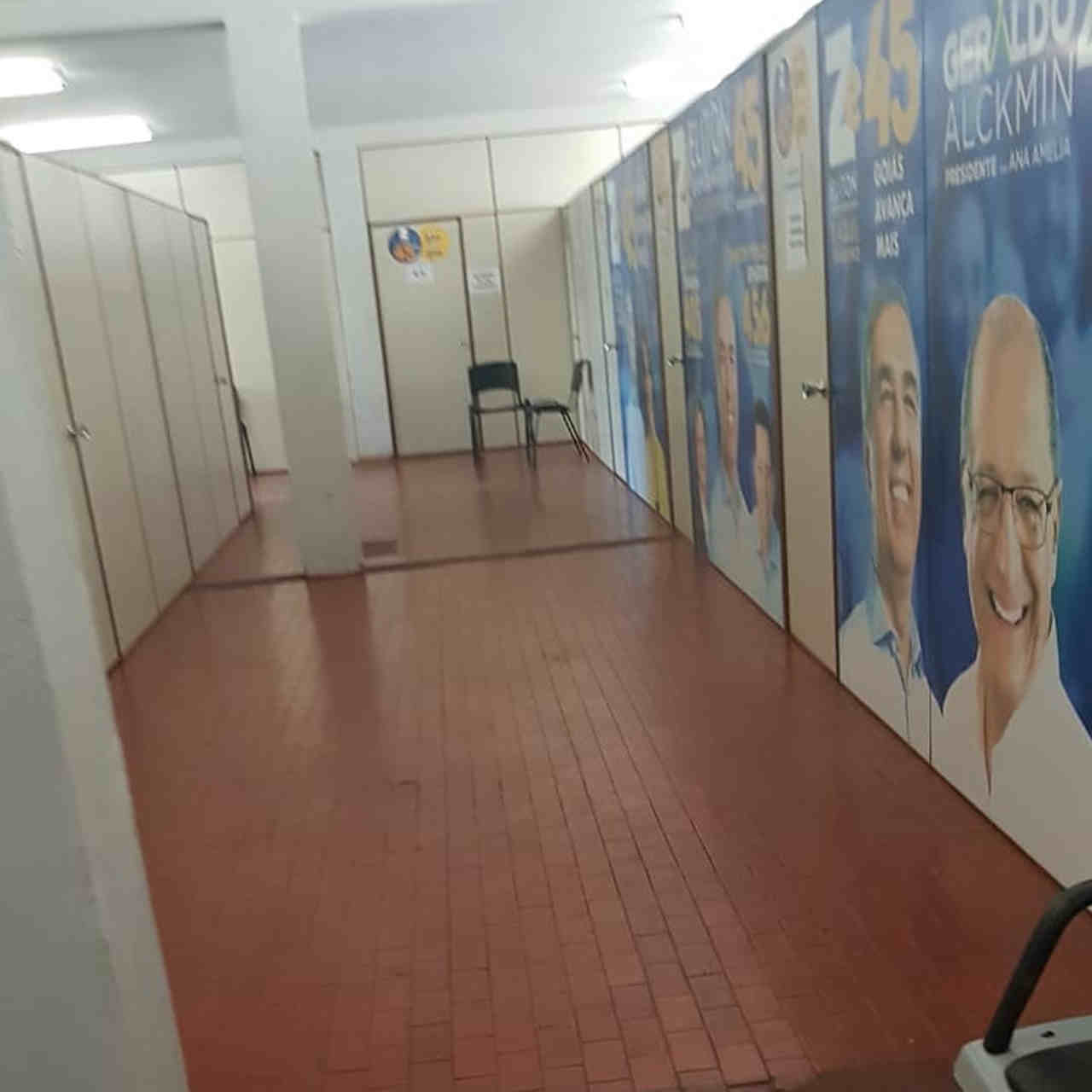 Comitê de campanha do governador José Eliton estava vazio na manhã desta sexta, 5 | Foto: Leitor / Folha Z