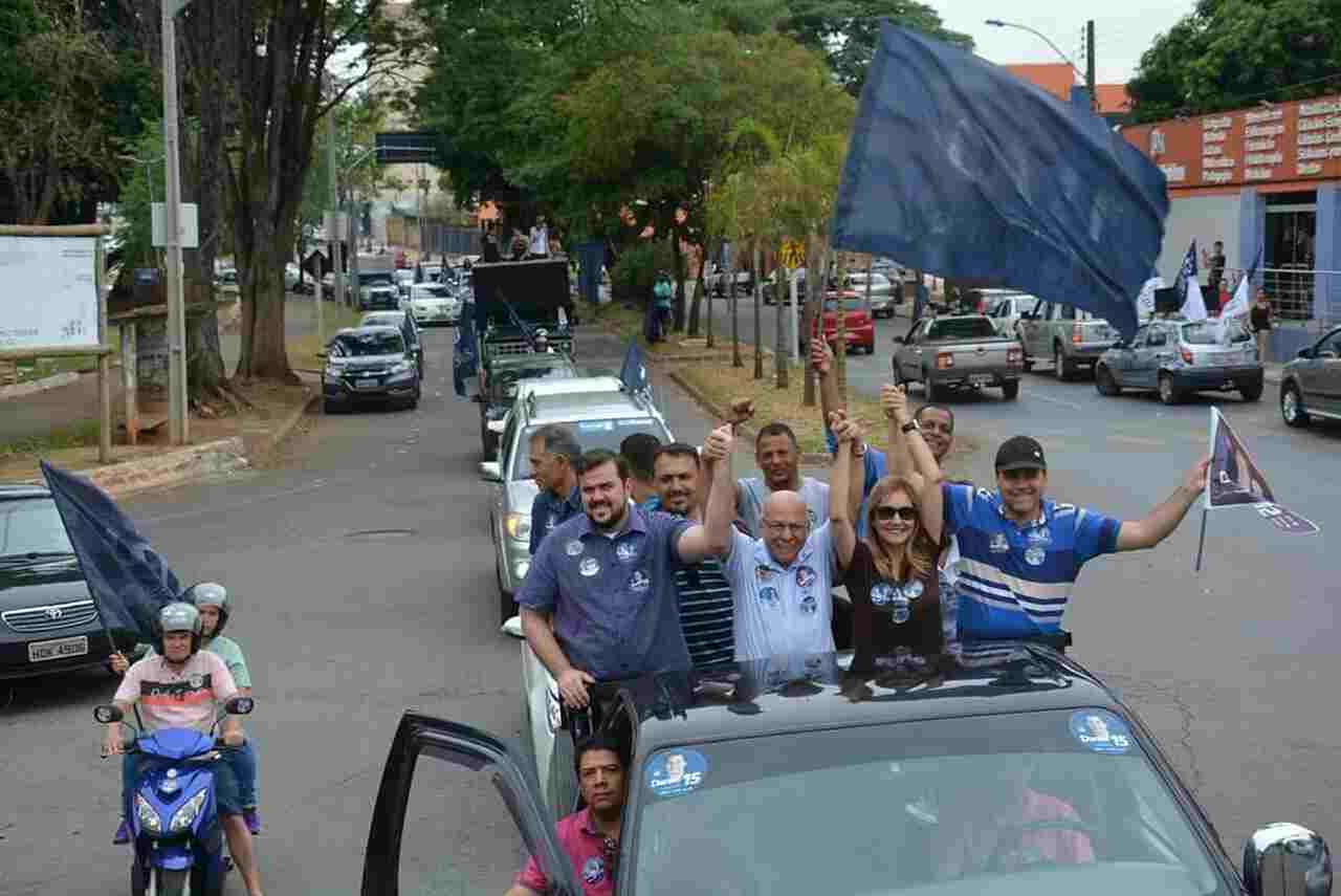 Gustavo Mendanha em carreata do Professor Alcides | Foto: Reprodução