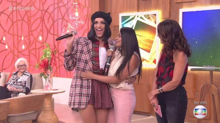 Em aniversário de ambas, programa Encontro com Fátima reúne Pabllo Vittar e sua irmã gêmea | Foto: Reprodução