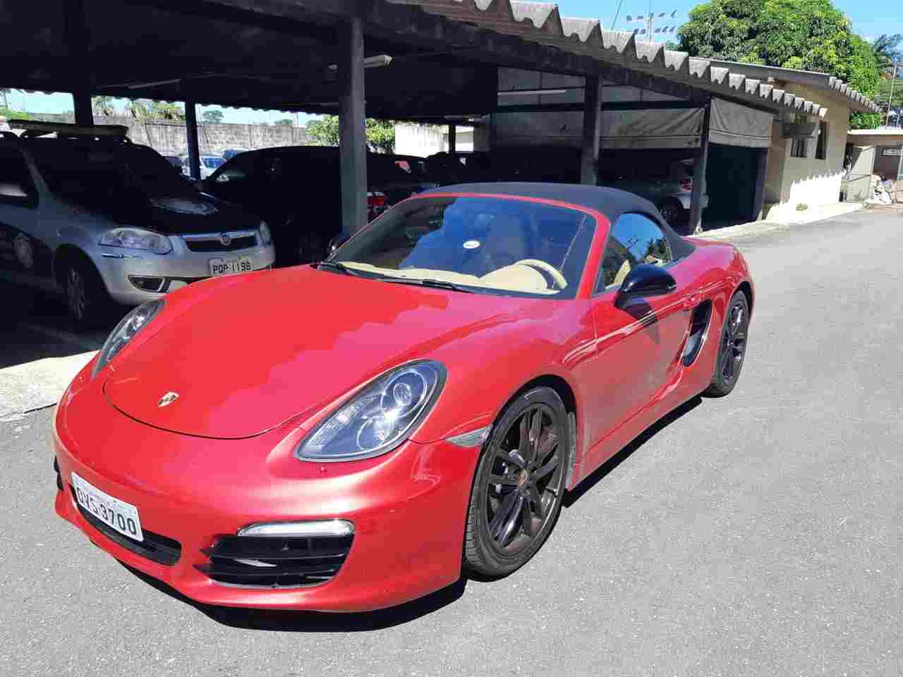 Empresário compra Porsche Goiânia