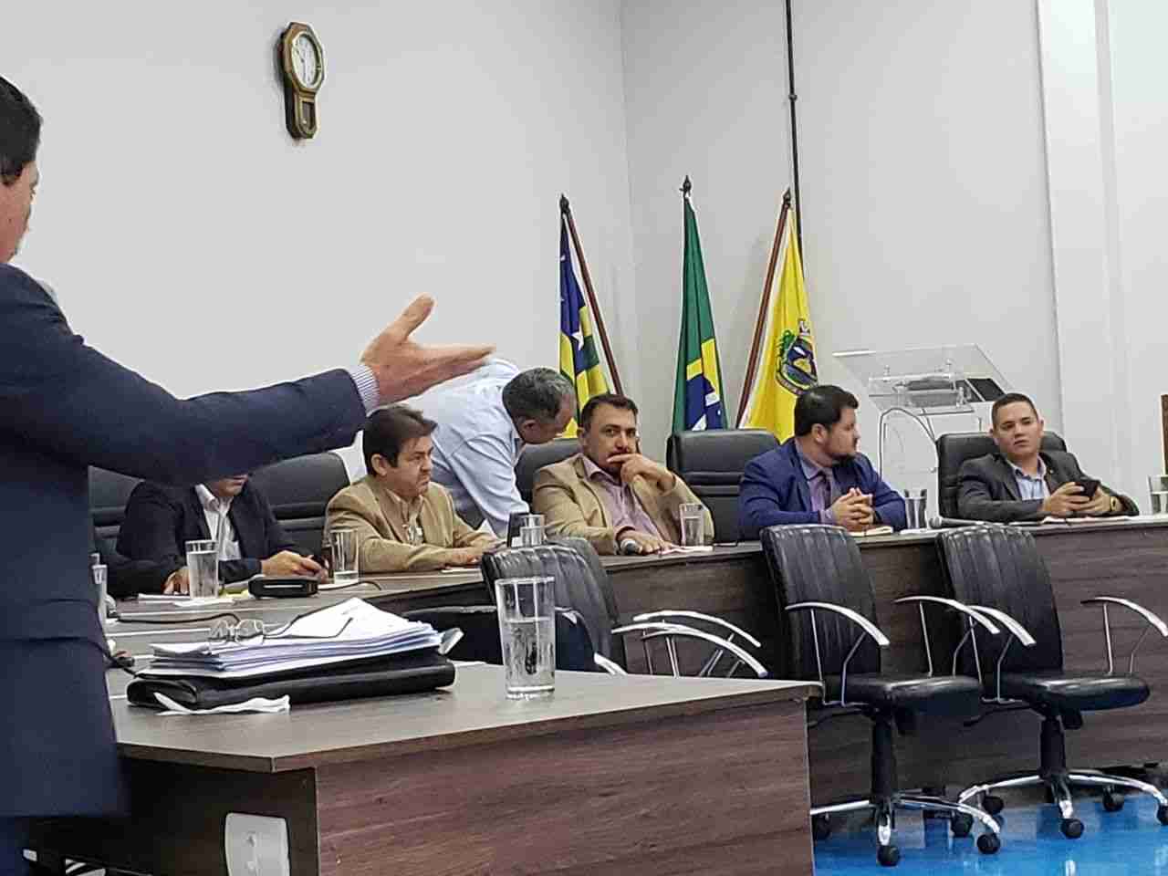 Fundo para construção de sede acende debates entre vereadores na Câmara de Aparecida | Foto: Folha Z
