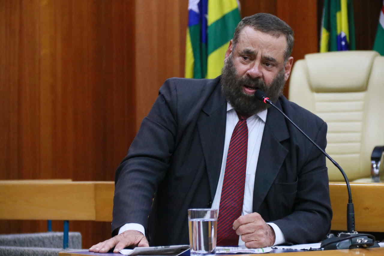 Vereador Paulo Magalhães viaduto Goiânia Leandro