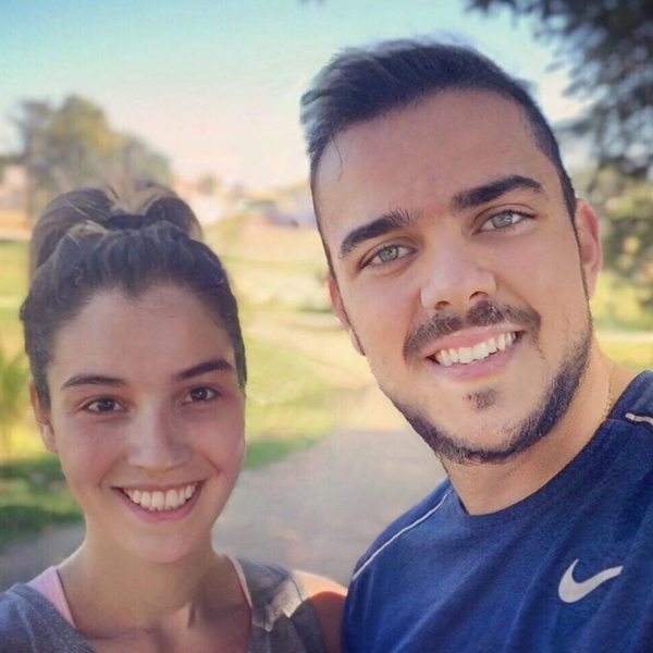 Na sequência, eles usaram o app para ficarem mais novos | Foto: Reprodução