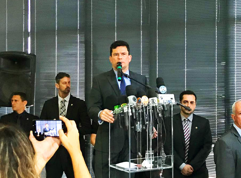"Quero fazer referência a uma notícia triste aqui em Goiânia, de que um policial foi morto em serviço, cumprindo seu dever", disse o ministro Sérgio Moro sobre morte de policial em Aparecida | Foto: Folha Z