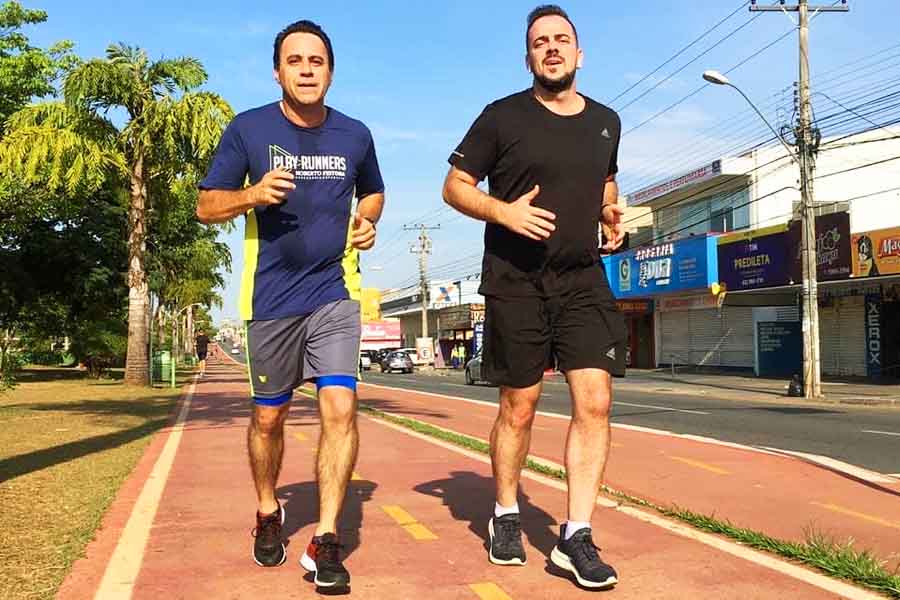Adversários tentam, mas Veter Martins segue à frente na disputa pela vice na chapa de Gustavo Mendanha | Foto: Reprodução/Instagram