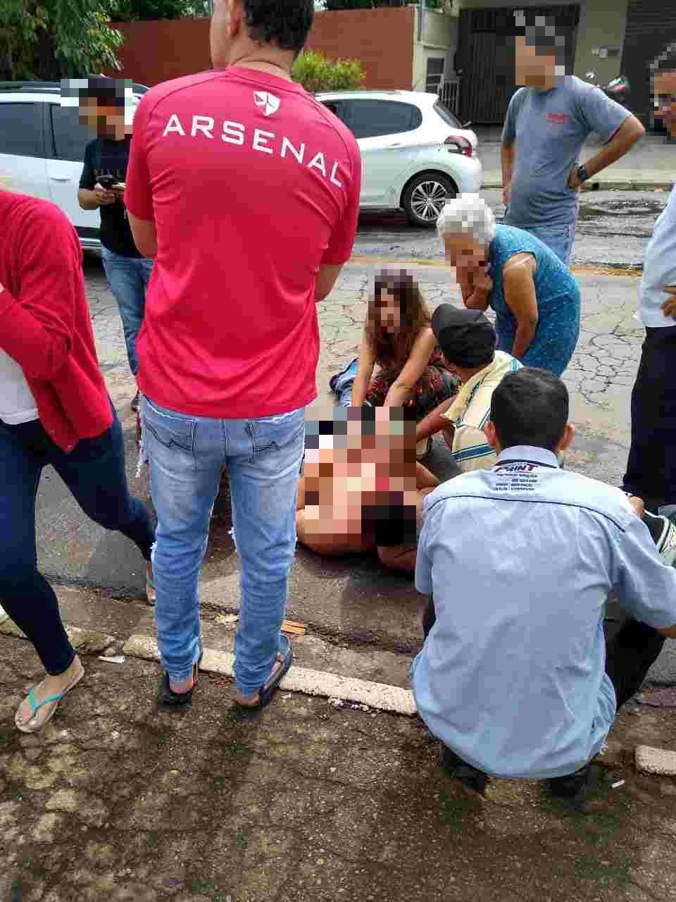 populares ajudam homem esfaqueado Jd América