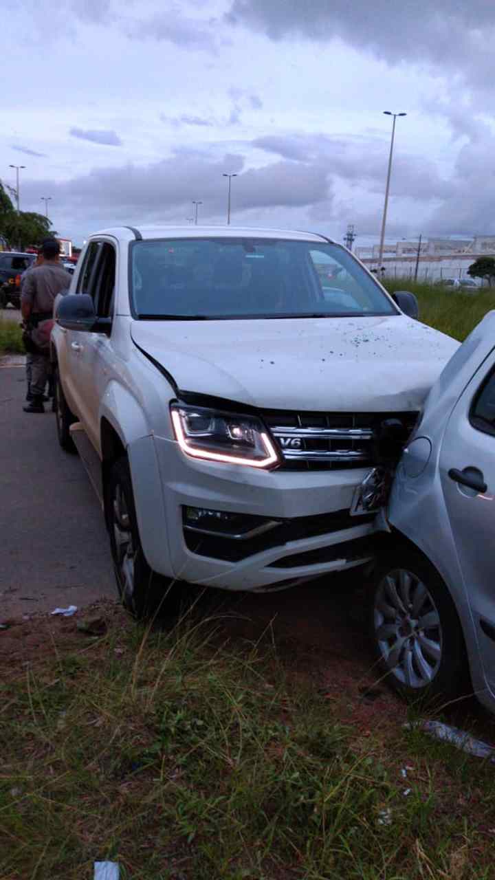 homem baleado perde controle veículo Aparecida