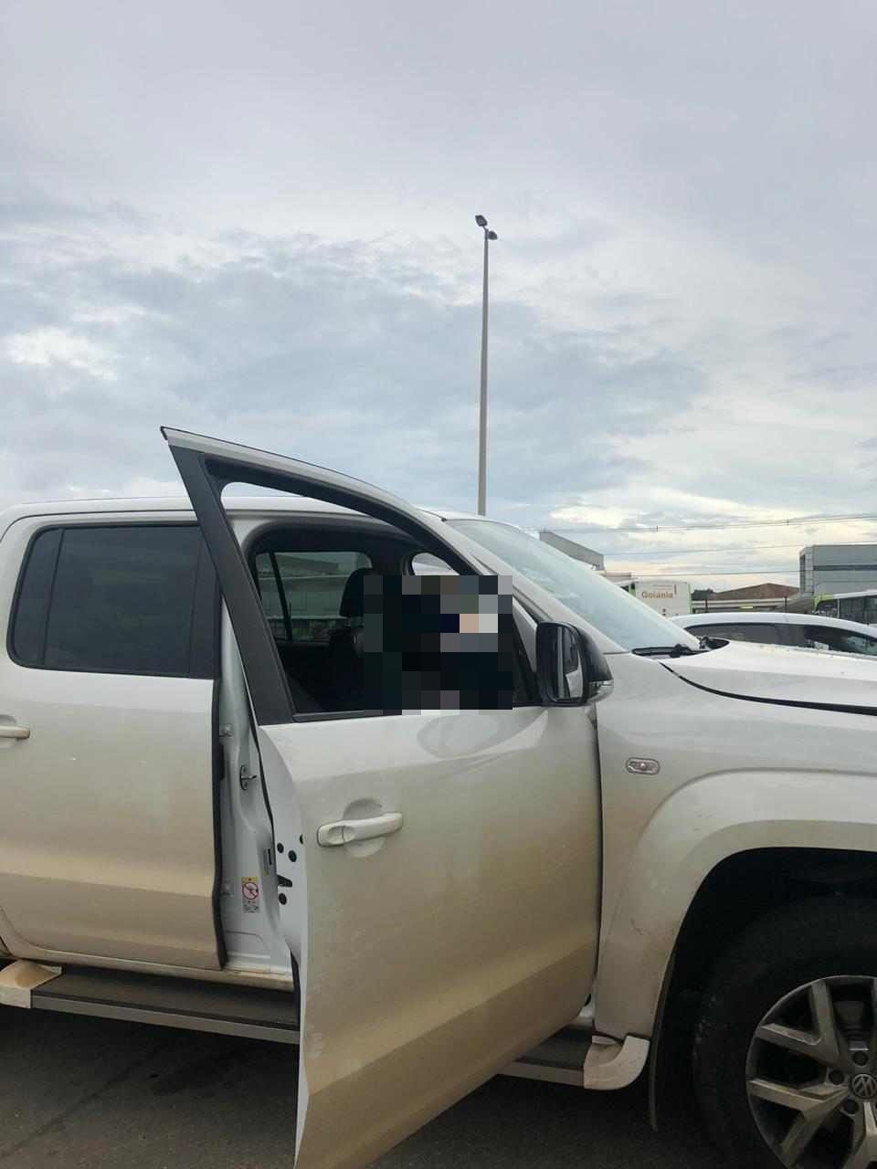 homem morto a tiros Garavelo Aparecida