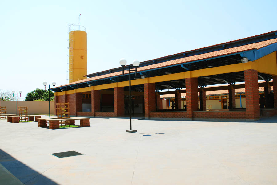 Colégio Militar Nader Alves dos Santos foi inaugurado no Pontal Sul em 2014 | Foto: Divulgação