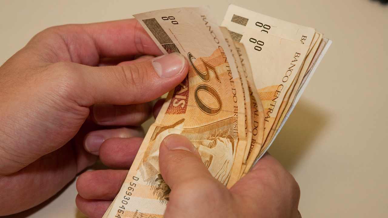 Renda básica emergencial de R$ 600 | Foto: Marcello Casal Jr / Agência Brasil