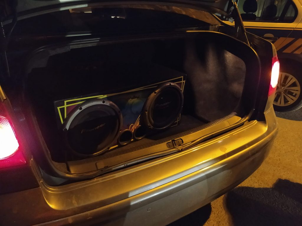 som automotivo apreendido Aparecida