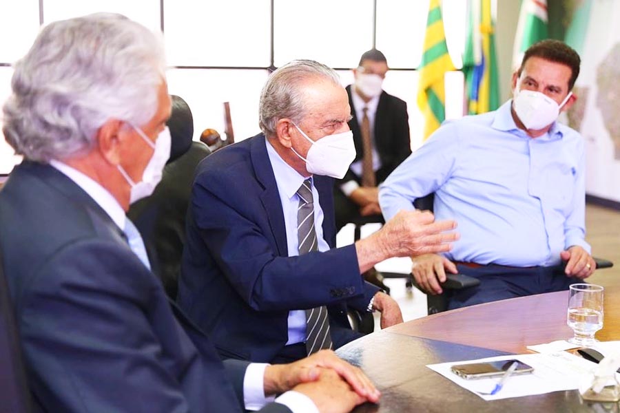 Ronaldo Caiado, Iris Rezende e Vanderlan Cardoso | Foto: Divulgação