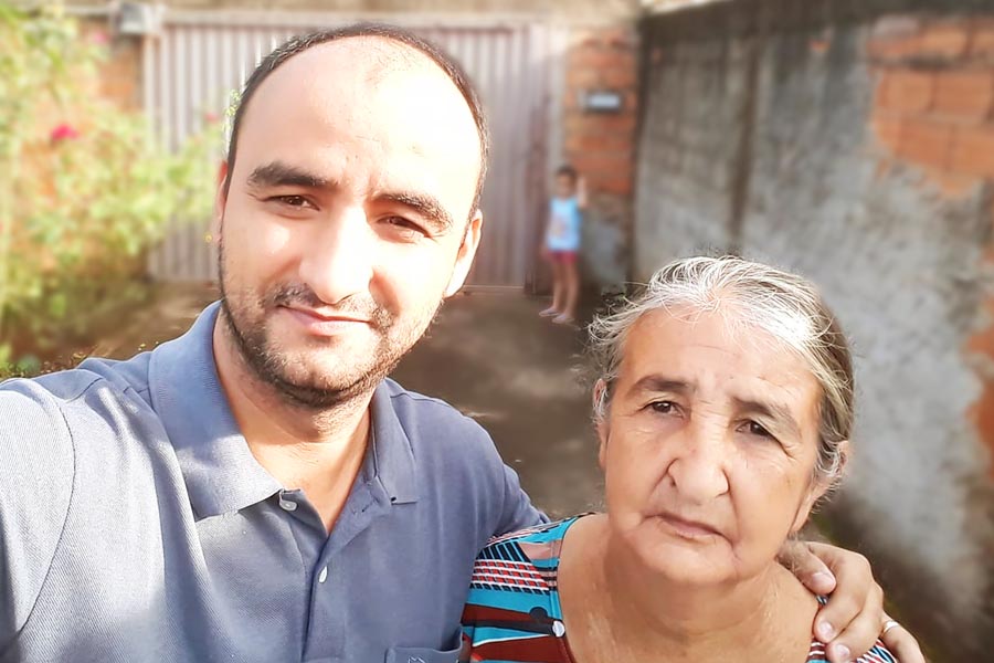 Dona Maria e o filho, Mazinho Baiano | Foto: Reprodução